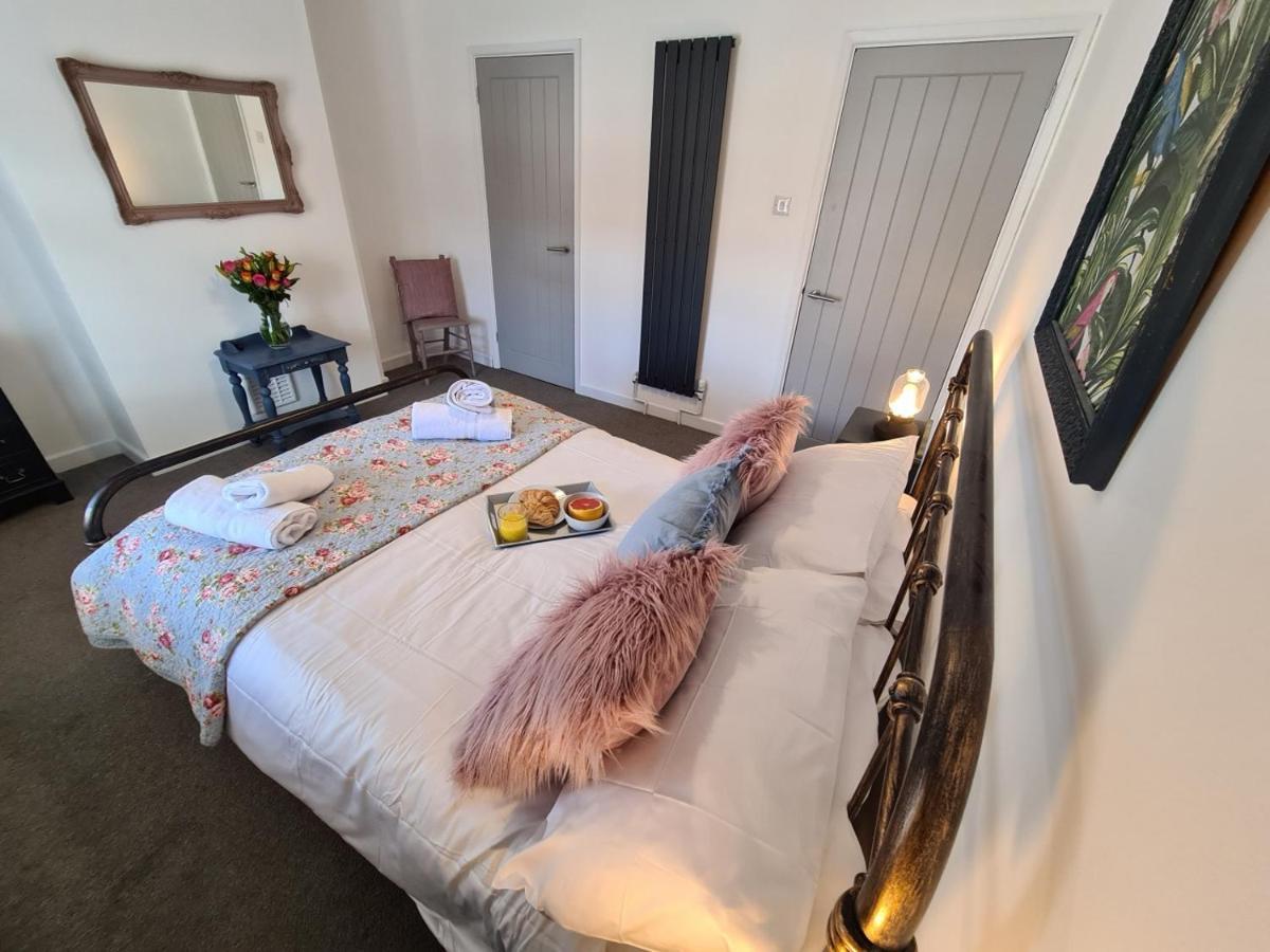 The Nook Villa Lichfield Buitenkant foto