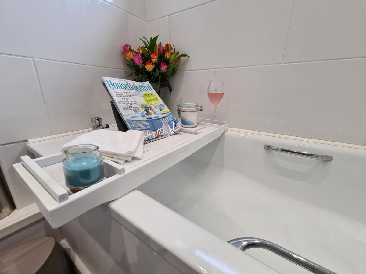 The Nook Villa Lichfield Buitenkant foto